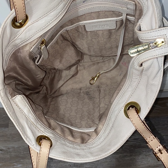 Michael Kors - Picture 4 of 11